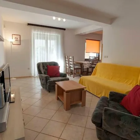 Apartment Grozdanic *